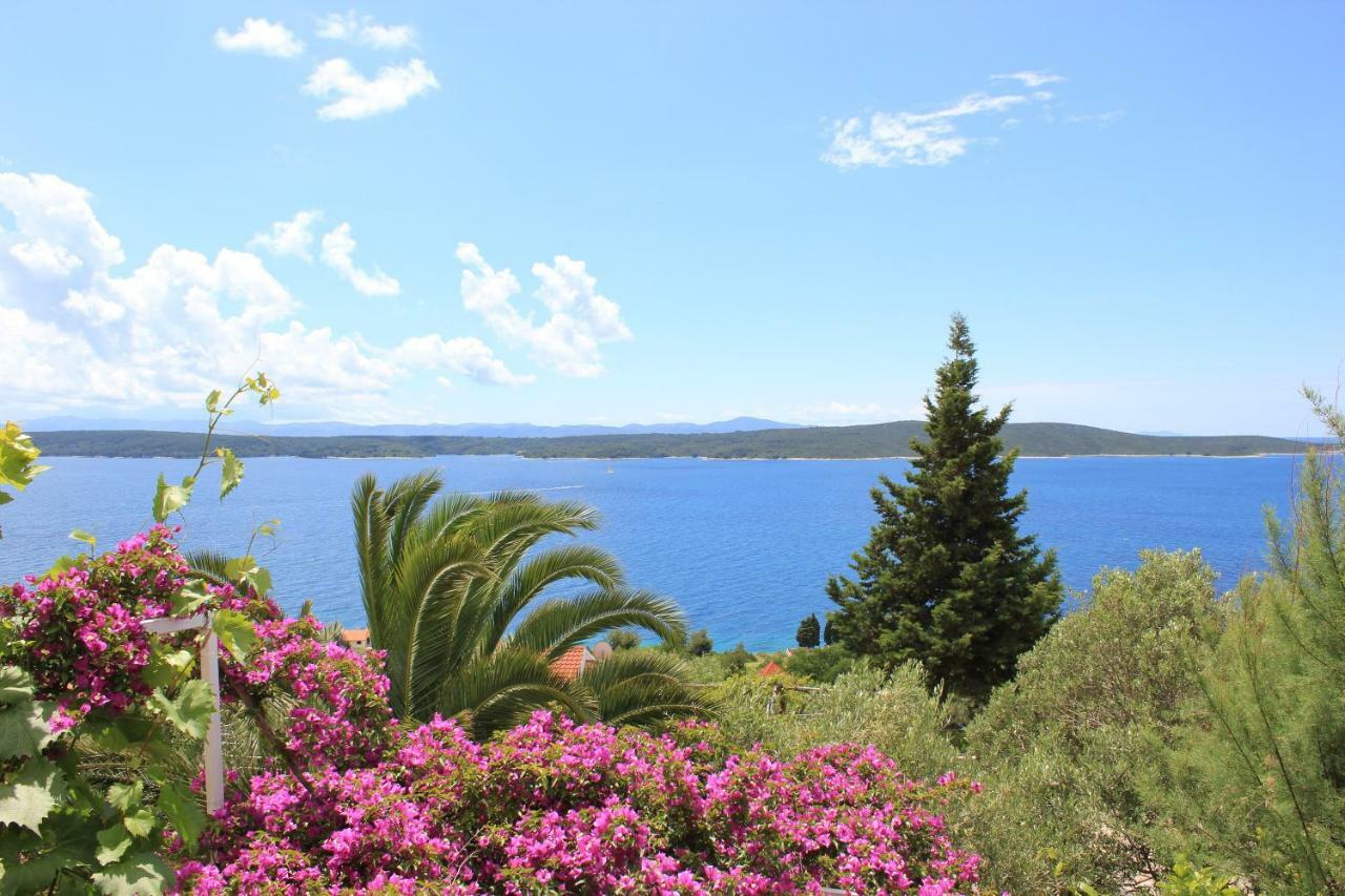 Inzomare Hvar